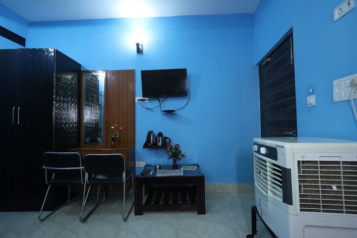 Room 12 of 34