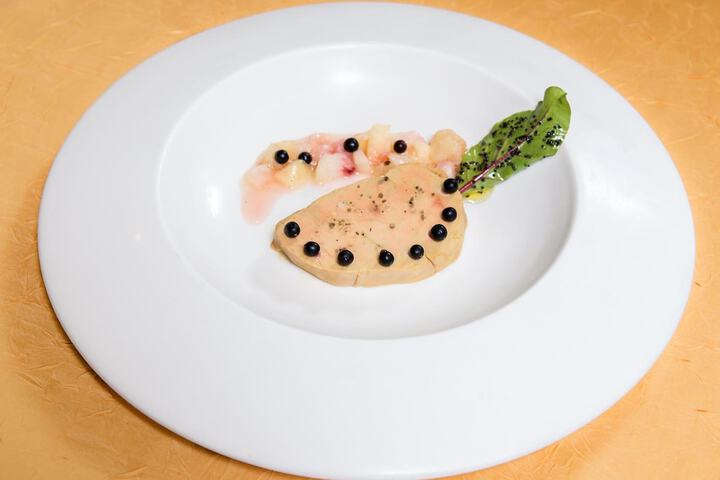 Dining 39 of 73