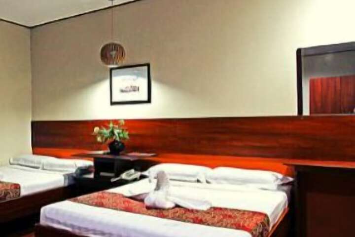 Hotel 56 of 58