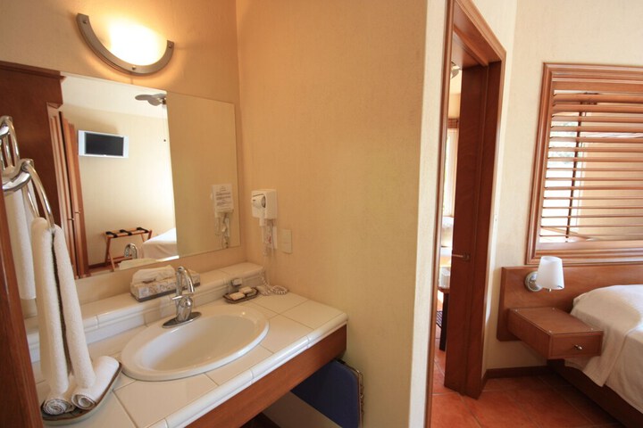 Room 26 of 36