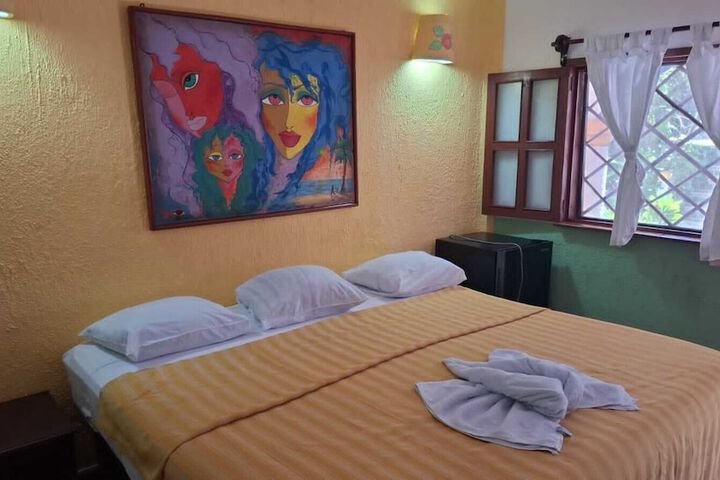 Room 2 of 21