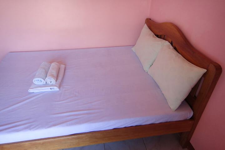 Room 18 of 40