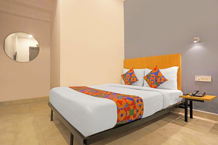 Room 19 of 25