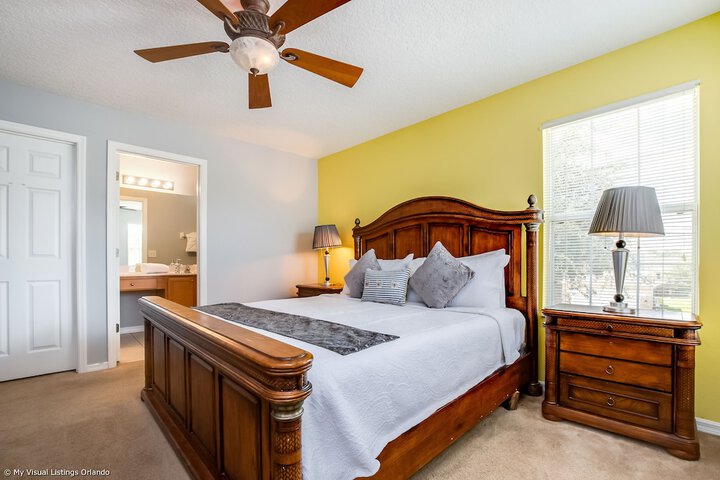 Room 4 of 87