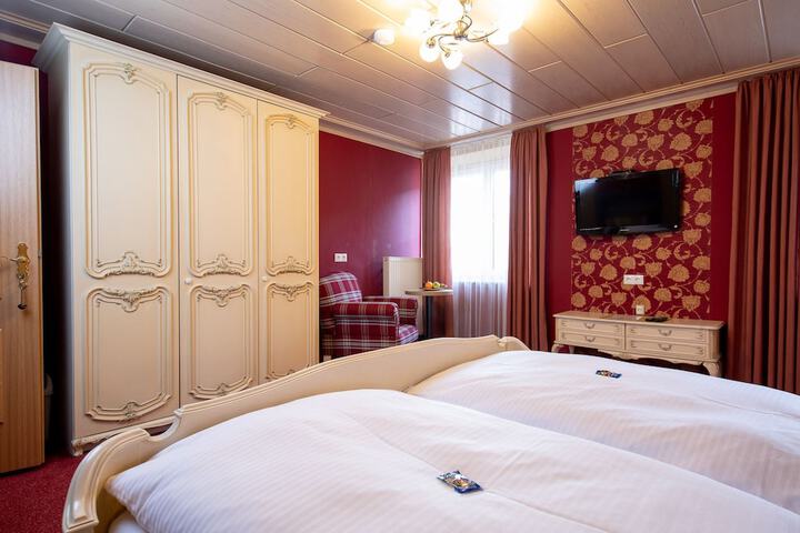 Room 16 of 67