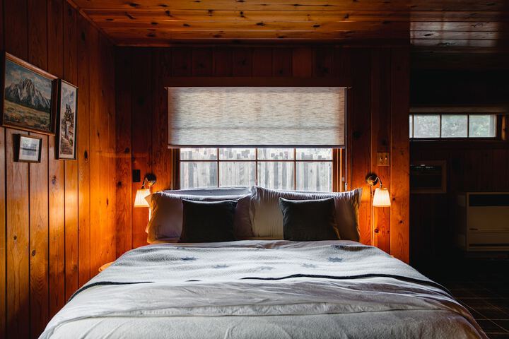 Room 12 of 74