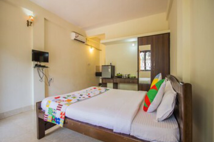 OYO 12969 Home Studio Anjuna Beach