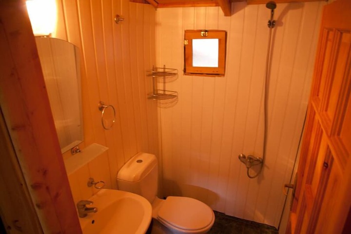 Room 15 of 32