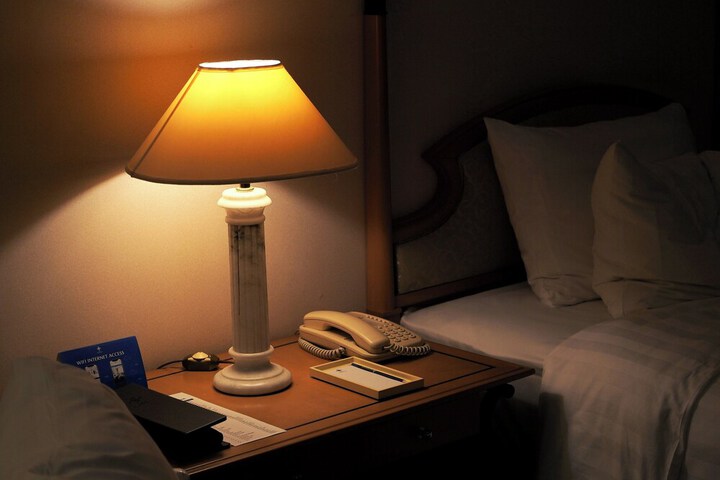 Room 4 of 50