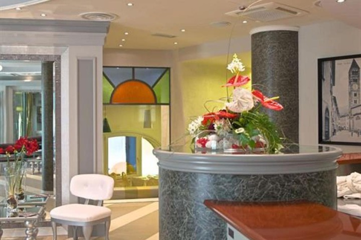 Hotel Interior 7 of 45