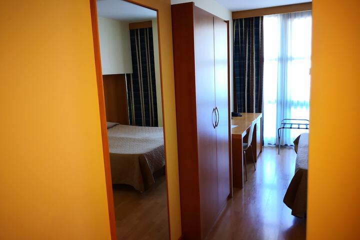 Room 14 of 86