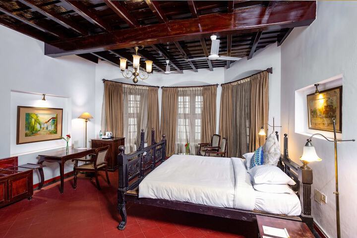 Room 14 of 41
