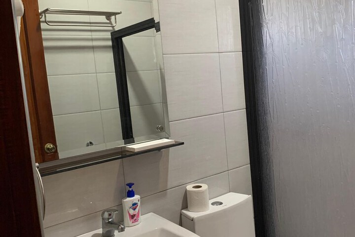 Room 10 of 26