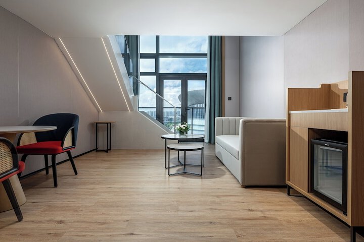 Room 20 of 73