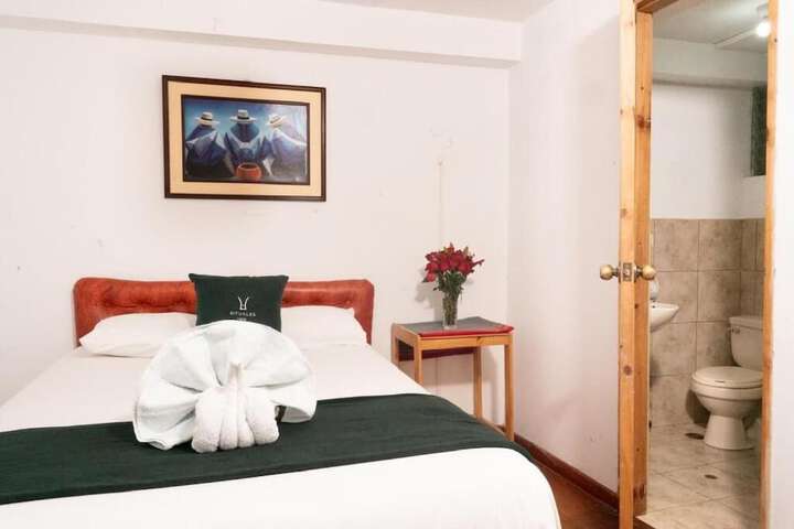 Room 3 of 40