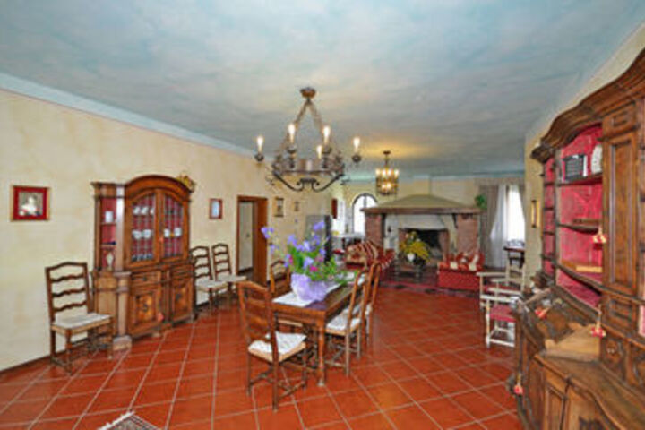 Room 45 of 51