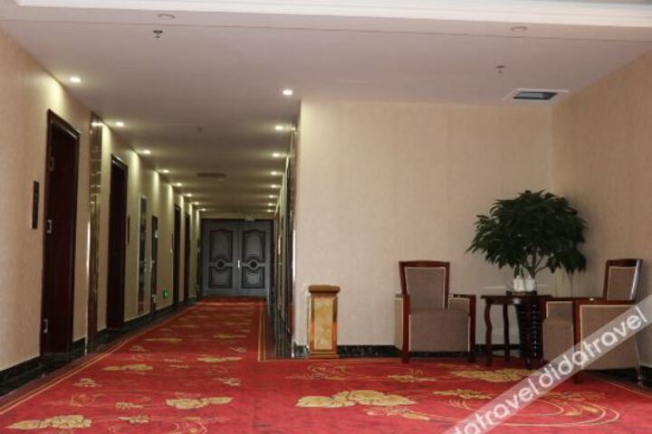 Hotel Interior 6 of 16