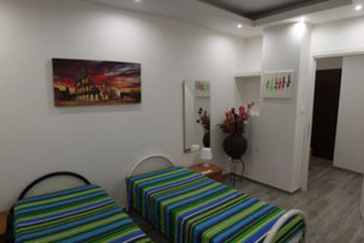 Room 5 of 13