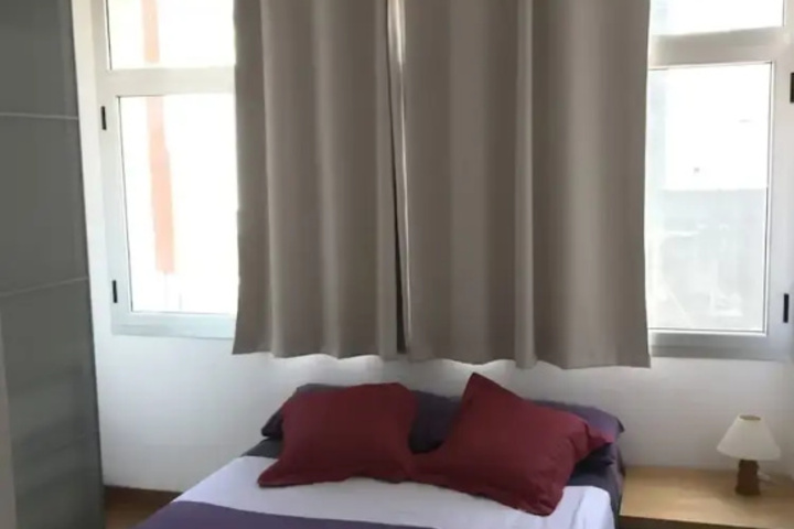 Room 3 of 8