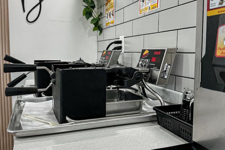 Breakfast/Coffee Service 106 of 123