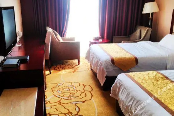 Room 2 of 4