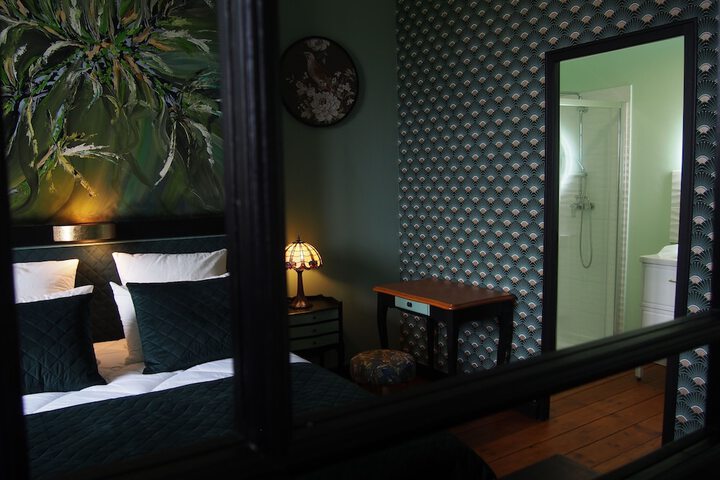 Room 26 of 57