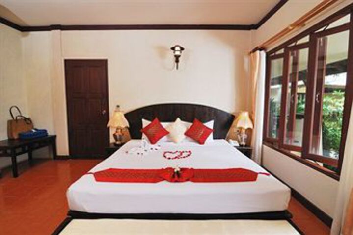 Room 27 of 61