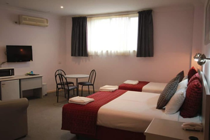 Room 17 of 31