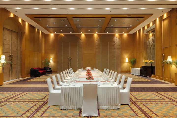 Ballroom/Hall 50 of 64