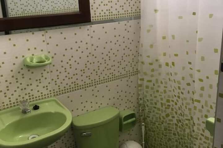 Room 6 of 6