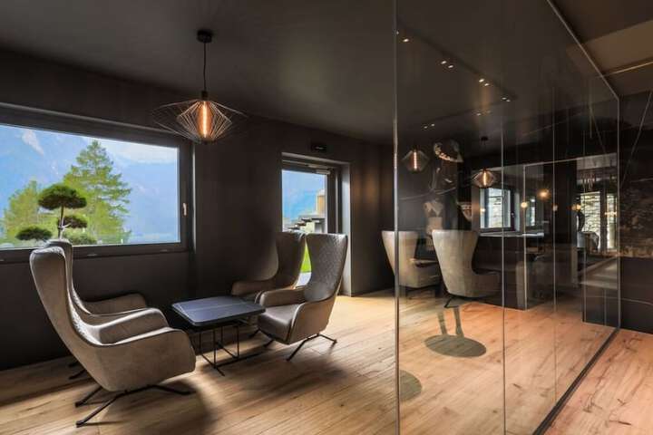 Lobby Entry