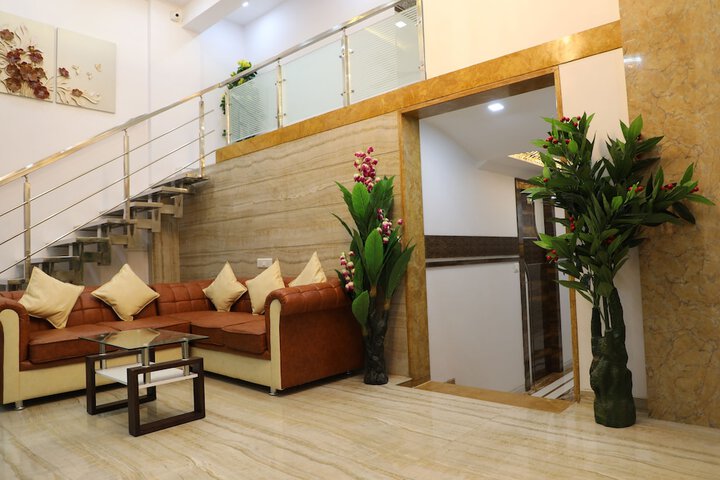 Hotel Interior 4 of 73