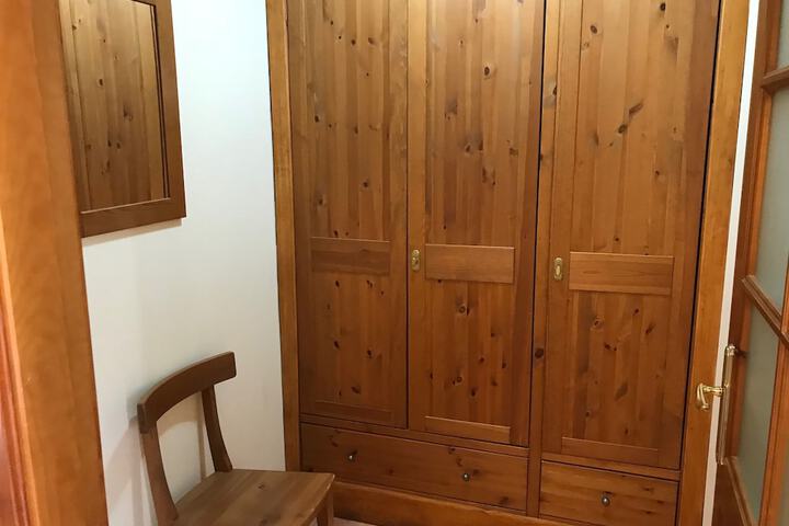 Room 98 of 110