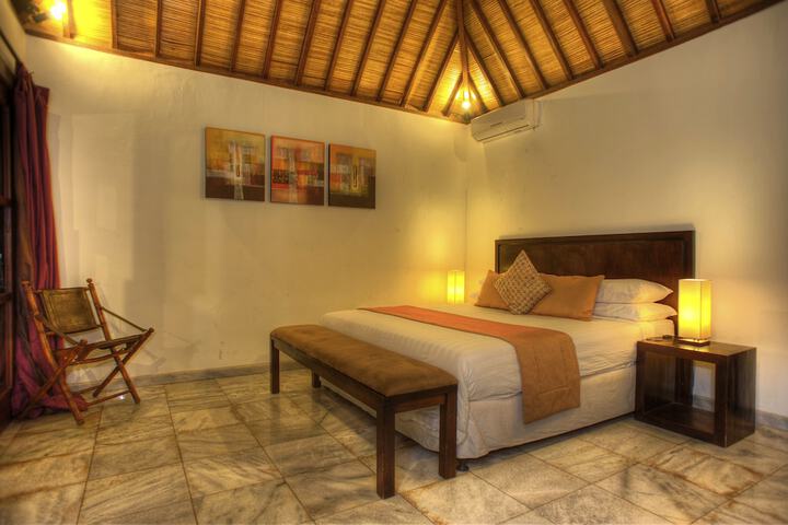 Room 4 of 45