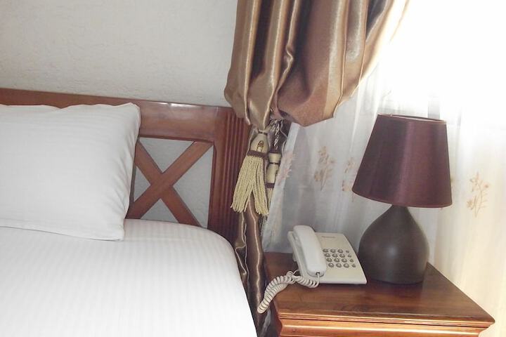 Room 3 of 41