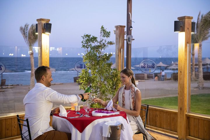Dining 65 of 93