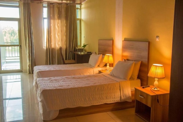 Room 2 of 18