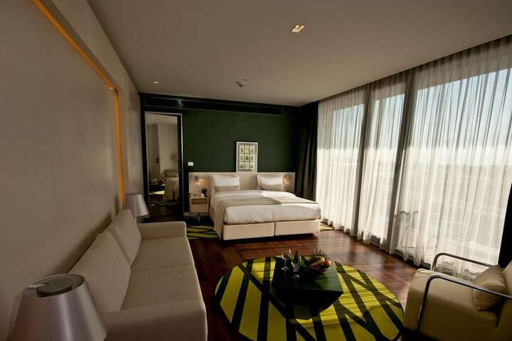 Room 10 of 57