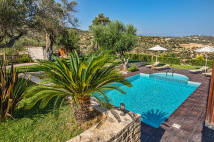 Pool 44 of 57