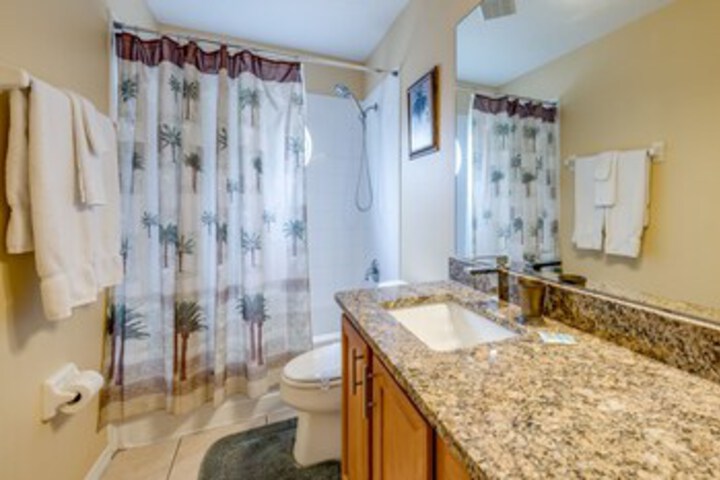 Room 7 of 272