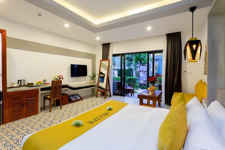 Room 30 of 85