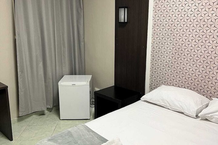 Room 2 of 31