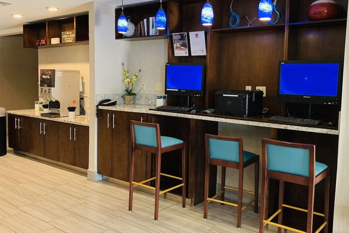 Business Center 49 of 56