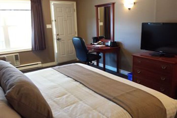 Room 36 of 86