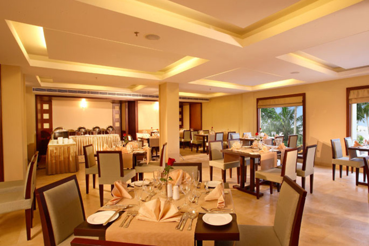 Dining 7 of 9