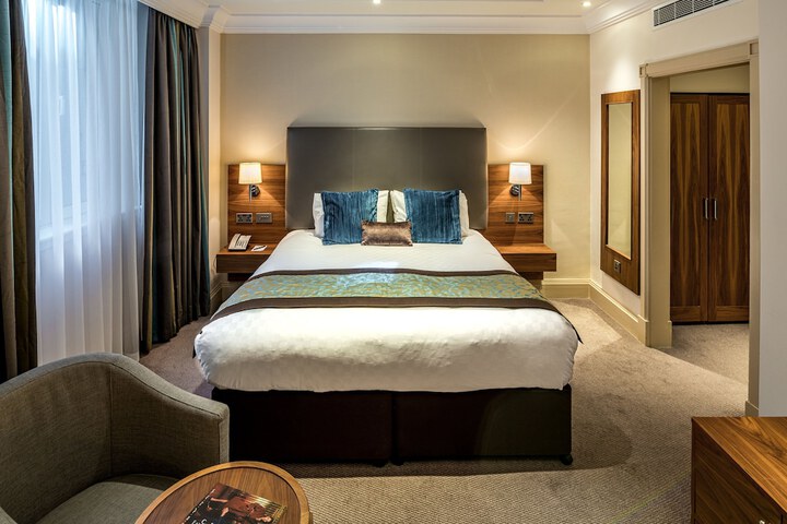 Room 45 of 128