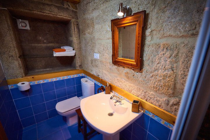 Room 14 of 32