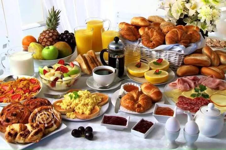 Breakfast/Coffee Service 17 of 22