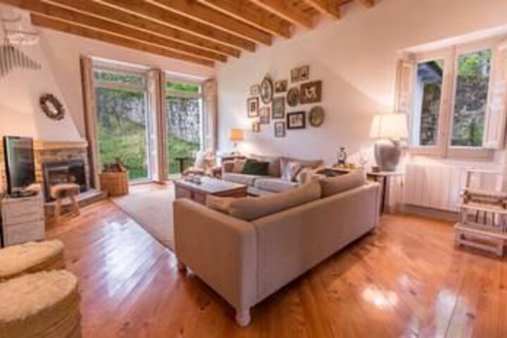 House With 4 Bedrooms in El Espinar With Enclosed Garden and Wifi