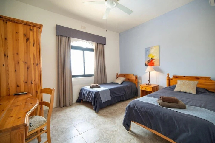 Room 2 of 12